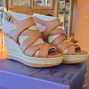 Clarks Indigo Amelia Drift Sandals, Tan, Size 8